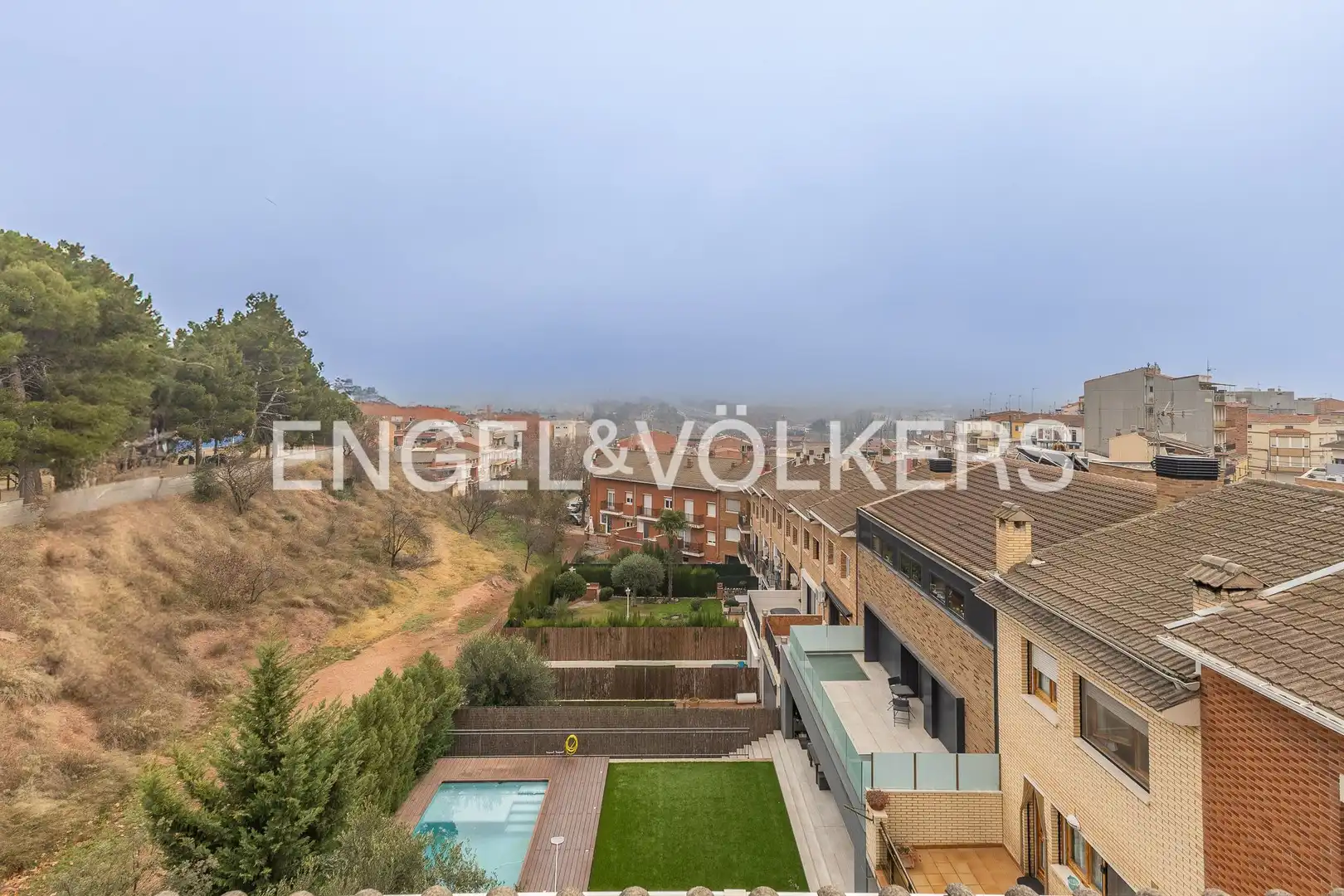 Vista exterior de Casa o chalet en venta en Sant Joan de Vilatorrada con Aire acondicionado, Calefacción y Jardín privado