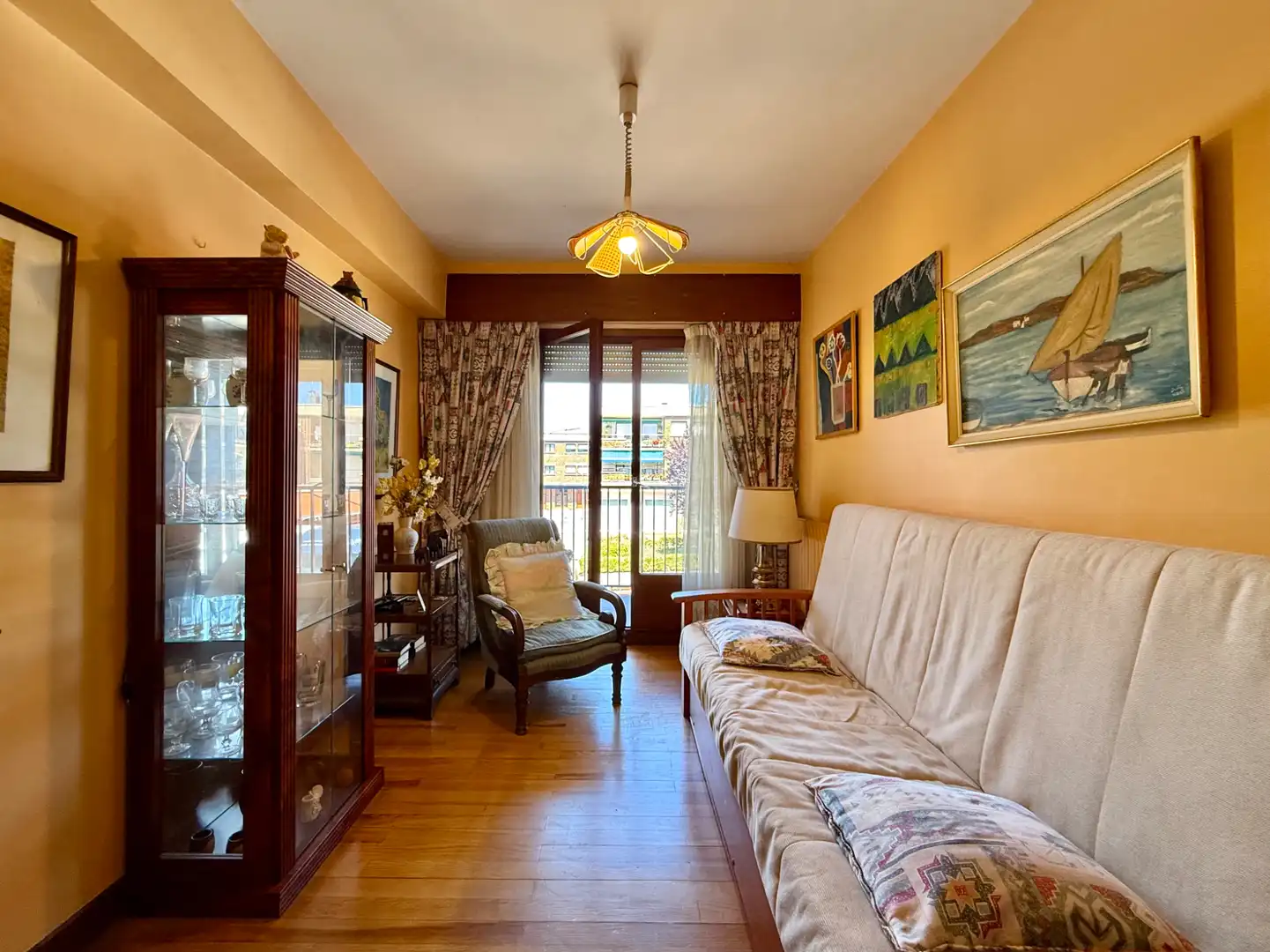 Wohnzimmer von Wohnung zum Verkauf in Hondarribia mit Heizung, Abstellraum und Balkon