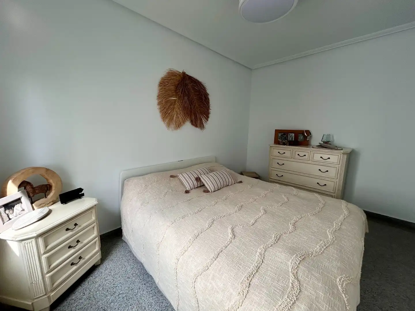 Dormitori de Apartament en venda en Orihuela amb Calefacció, Traster i Moblat