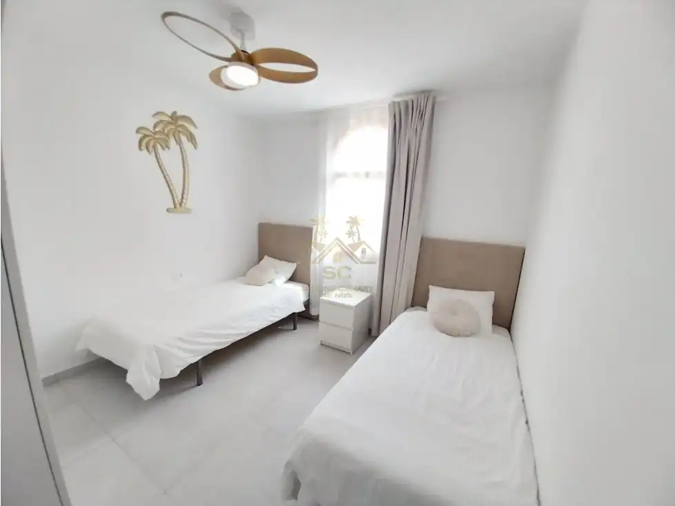 Apartamento con piscina en venta en Costa Adeje, imagen 10