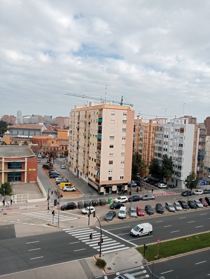 Vista exterior de Piso en venta en  Valencia Capital con Aire acondicionado, Horno y Lavadora