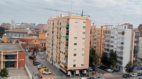 Foto 2 de Piso en venta en Avinguda D'ausiàs March, 50, Malilla, Valencia