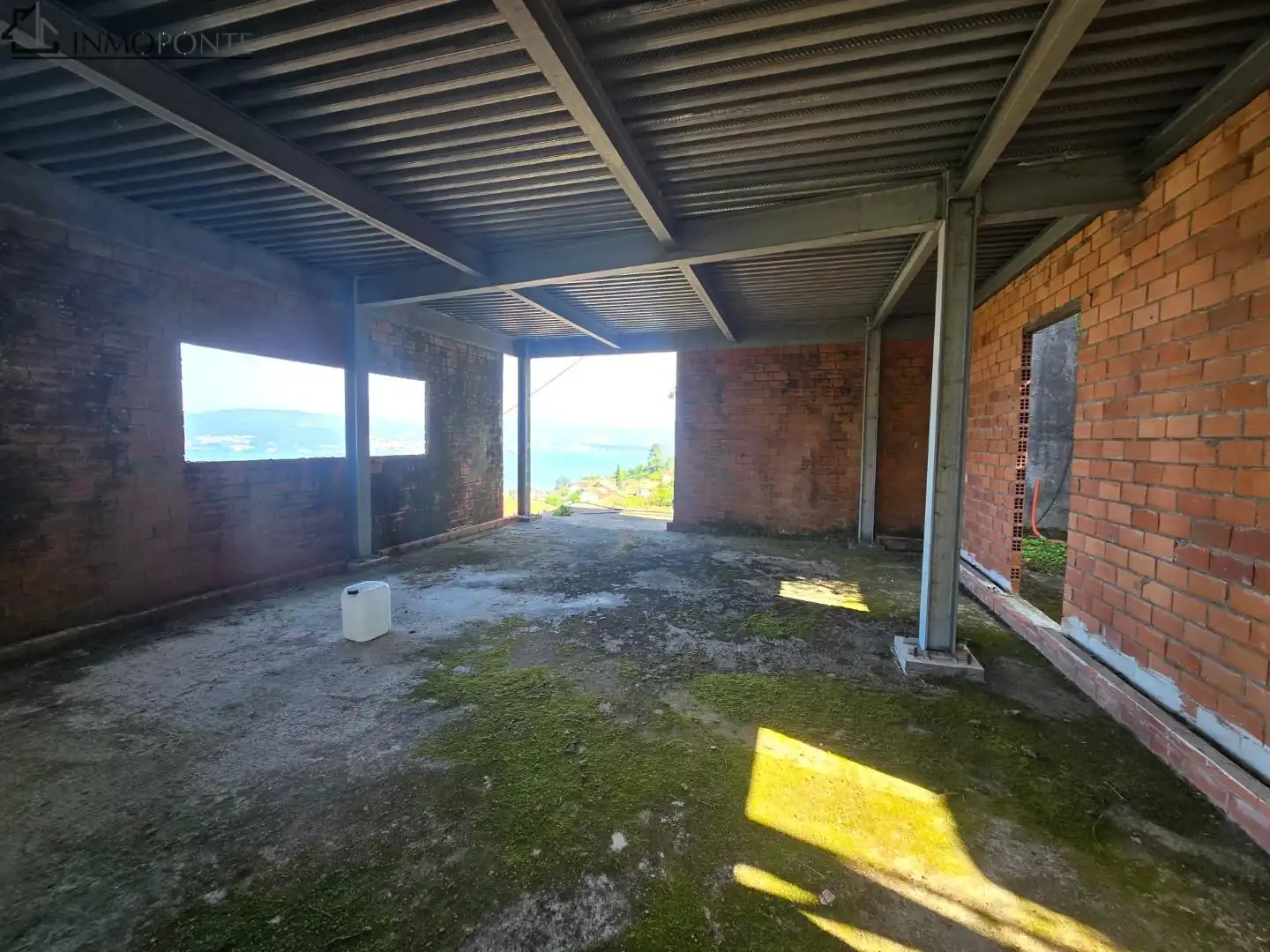 Casa o xalet en venda en Vilaboa amb Jardí privat