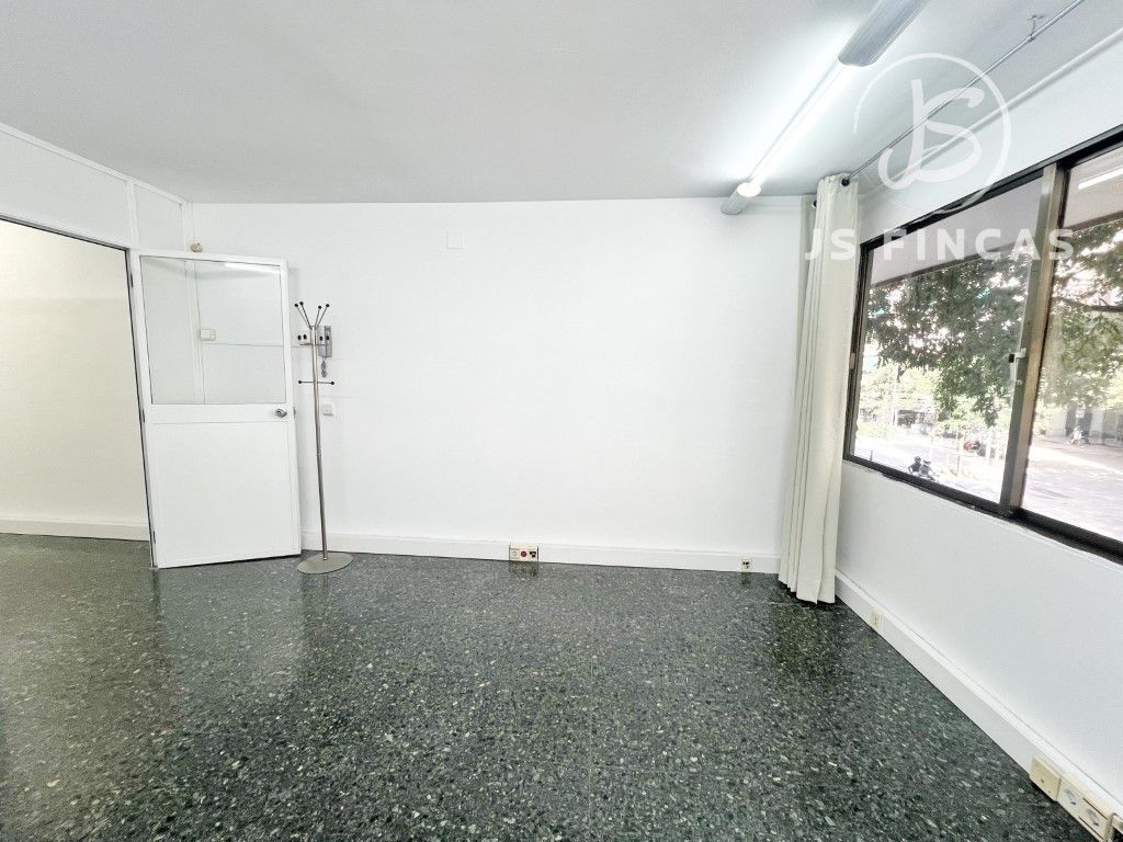 Loft for sale in  Barcelona Capital