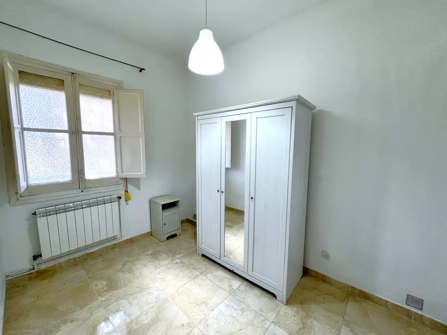 Habitación de Piso en venta en Madrid con Calefacción, Amueblado y Alarma
