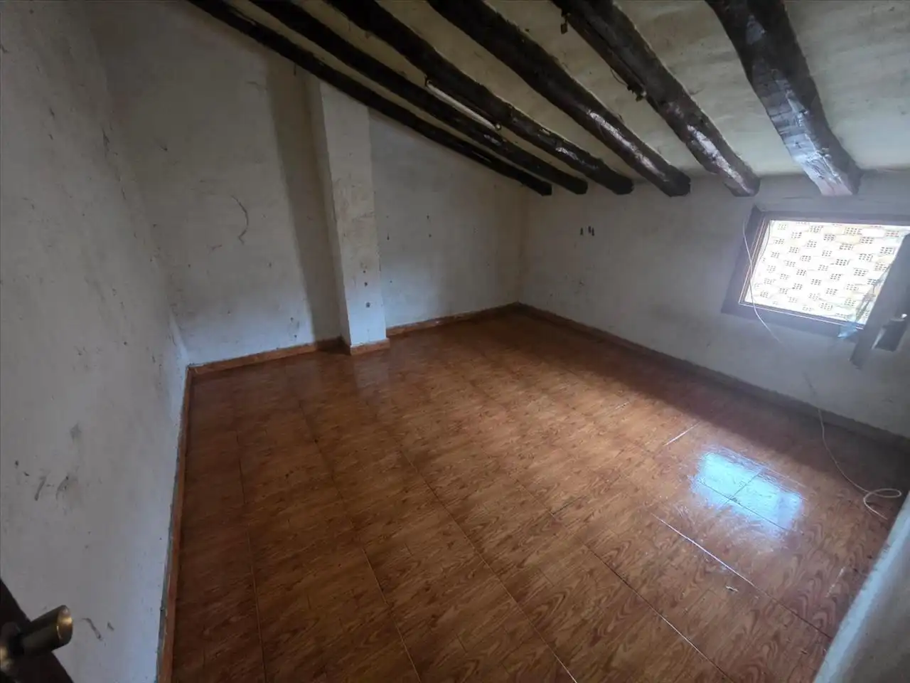 Casa adosada en venta en Valtierra