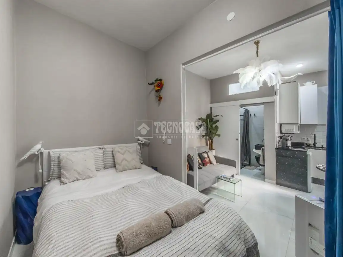 Habitación de Piso en venta en Madrid
