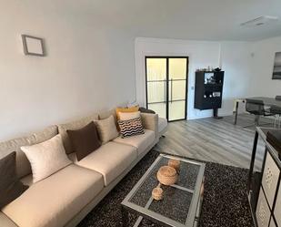Living room of Flat for sale in Estepona  with Air Conditioner, Terrace and Furnished