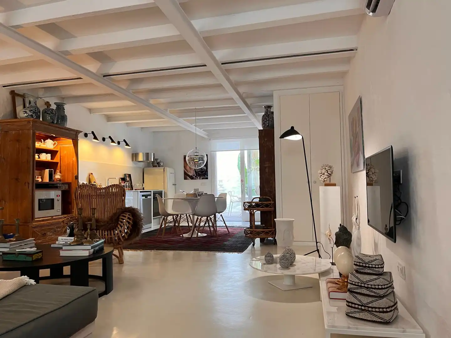 Wohnzimmer von Country house zum Verkauf in Es Migjorn Gran mit Klimaanlage, Heizung und Privatgarten