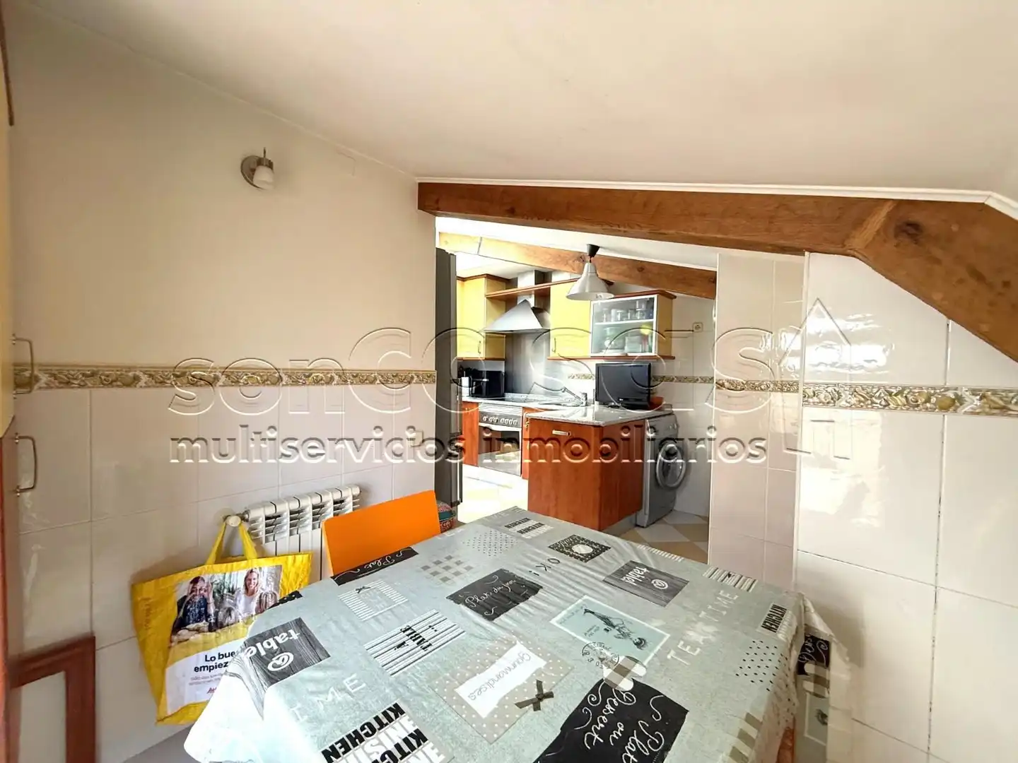 Cocina de Ático en venta en Madrid con Aire acondicionado, Calefacción y Terraza