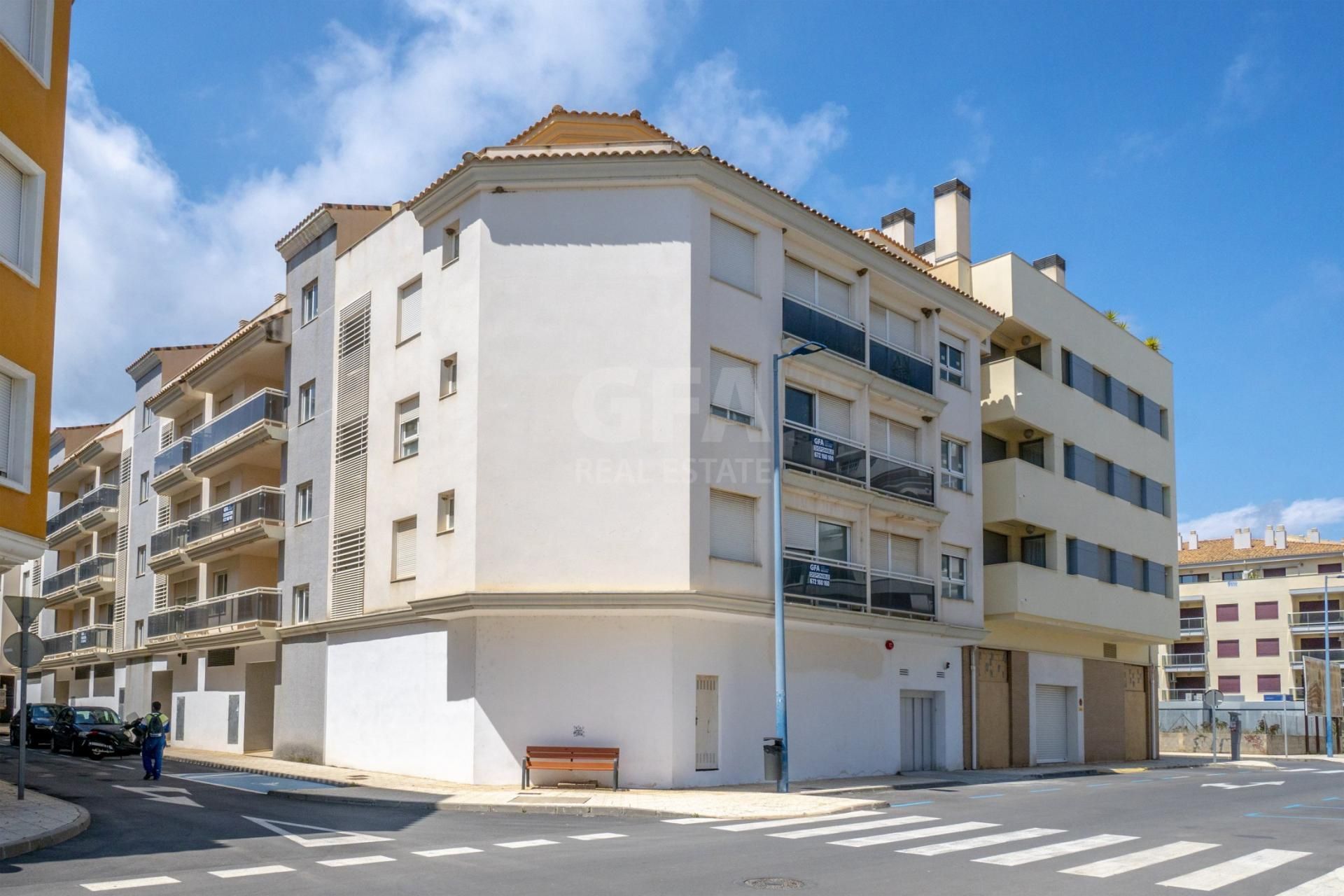Vista exterior de Dúplex en venda en Peñíscola / Peníscola amb Terrassa, Traster i Alarma
