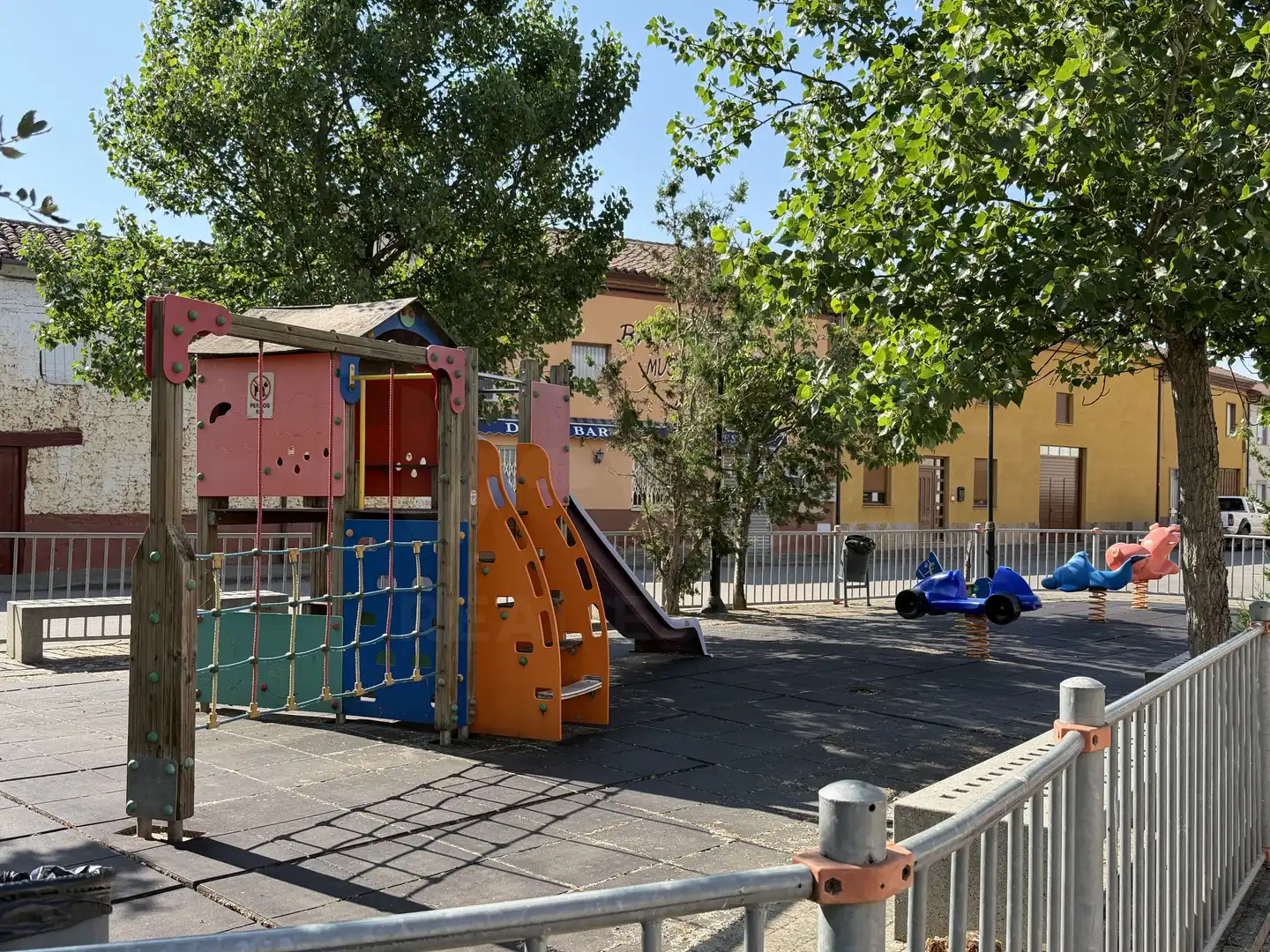 Vista exterior de Casa o chalet en venta en Cabreros del Río con Calefacción