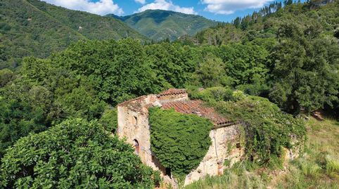 Foto 2 de Finca rústica en venda a Plaça de Les Escoles, 2, Osor, Girona