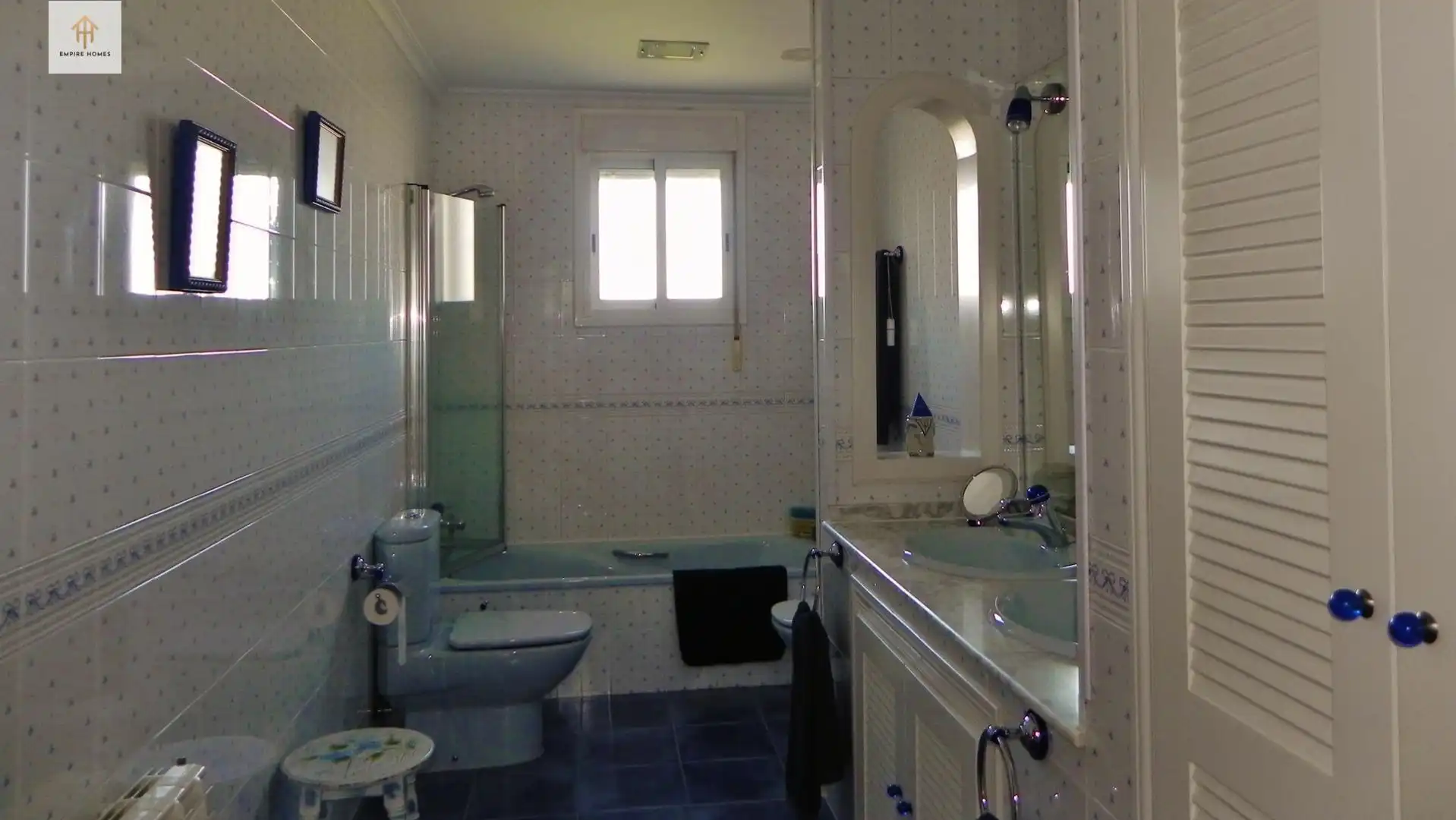 Bany de Casa o xalet en venda en Cáceres amb Aire condicionat, Calefacció i Jardí privat