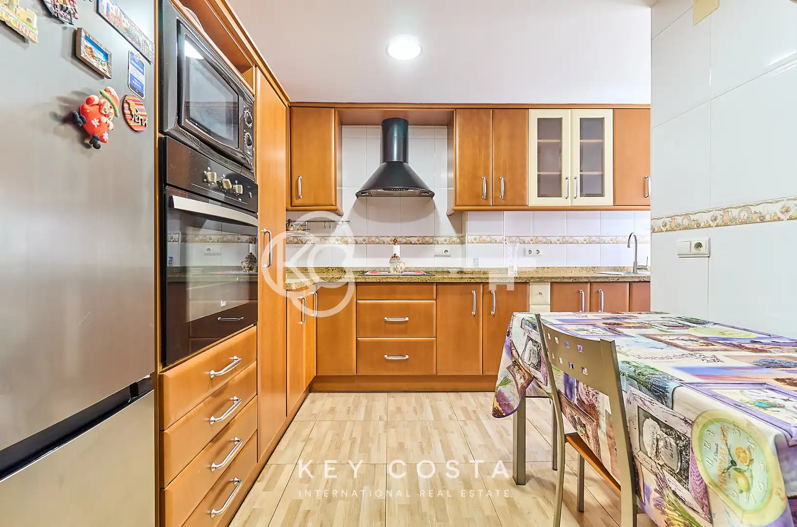 Küche von Wohnung zum Verkauf in Alicante / Alacant mit Möbliert