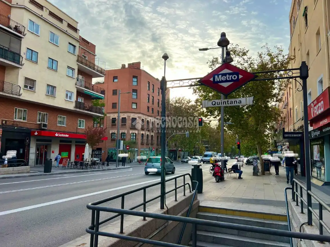 Vista exterior de Piso en venta en Madrid con Aire acondicionado y Calefacción