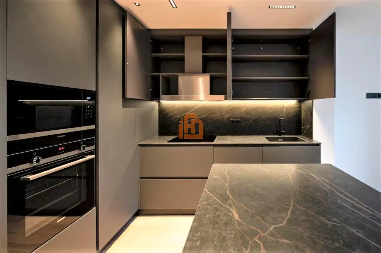 Cocina de Piso en venta en León Capital  con Calefacción, Parquet y Terraza