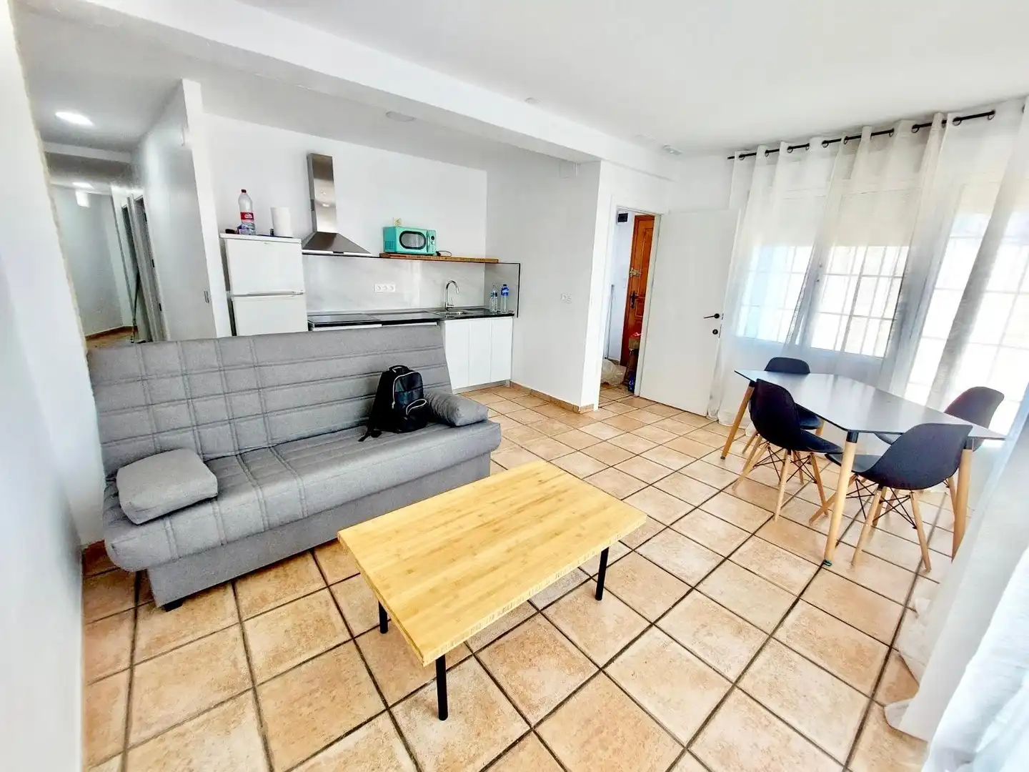 Apartamento de alquiler en Pueblo