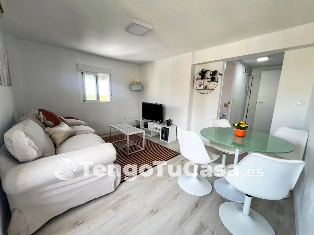 Exterior view of Flat for sale in Madrid  with Air Conditioner, Furnished and Oven