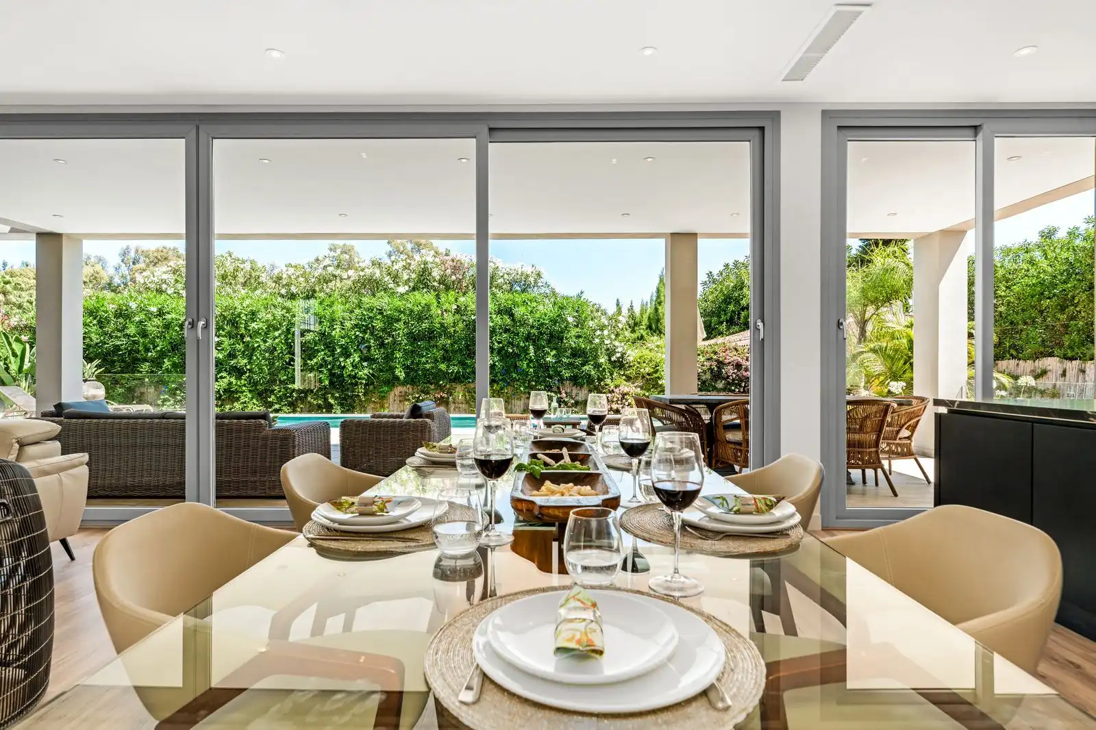 Chalet con piscina en venta en Avenida Marqués del Duero 82, imagen 5