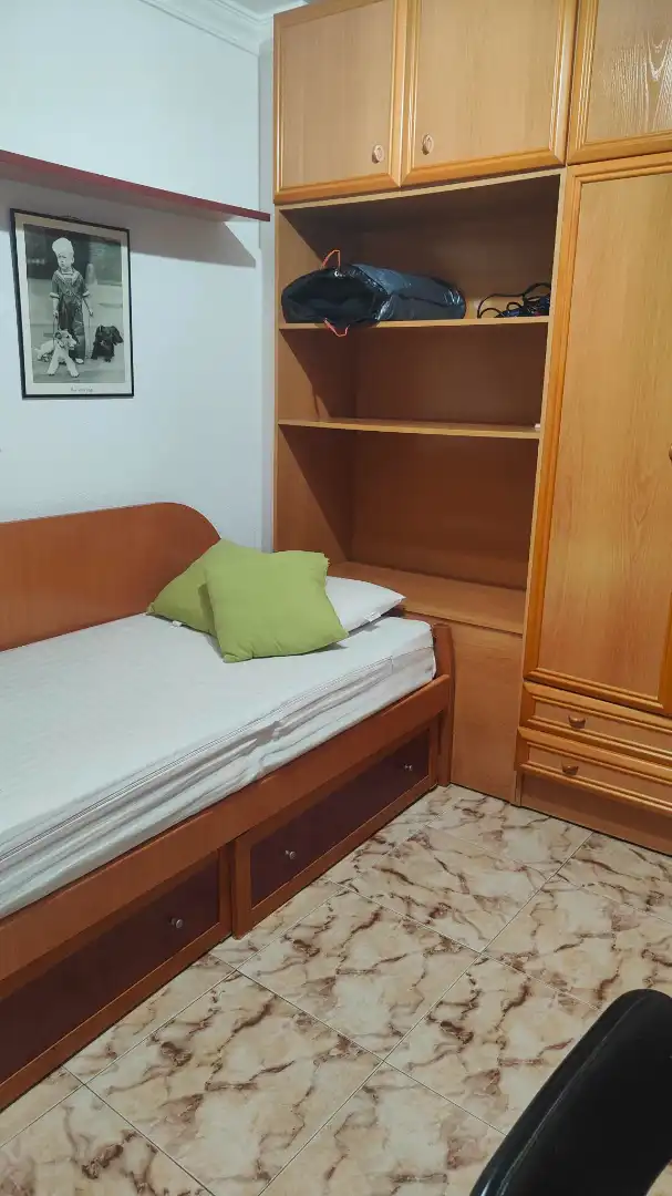 Schlafzimmer von Wohnung zum Verkauf in Ceuta mit Möbliert