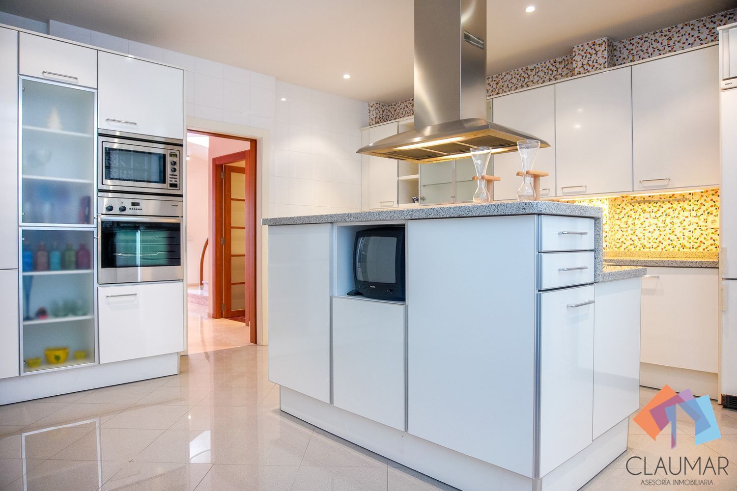 Kitchen of House or chalet for sale in Gandia  with Air Conditioner and Heating