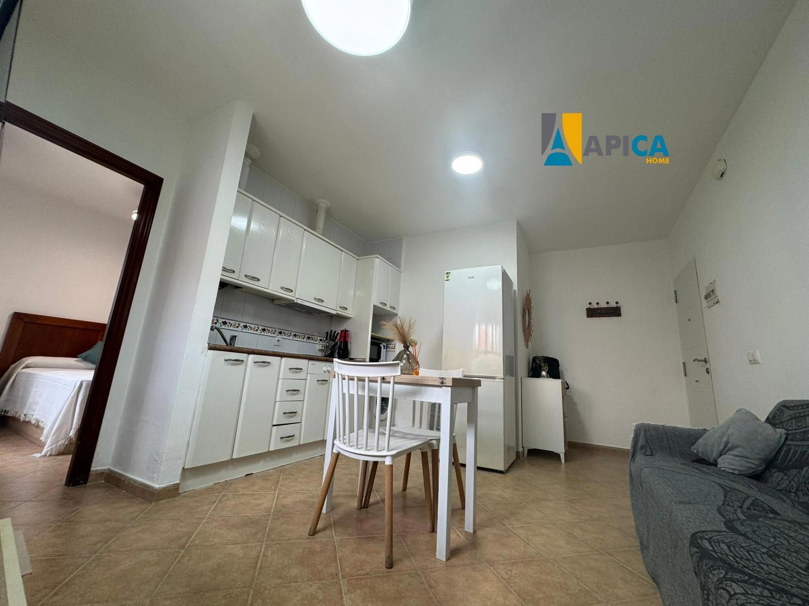 Kitchen of Flat for sale in Algeciras  with Air Conditioner