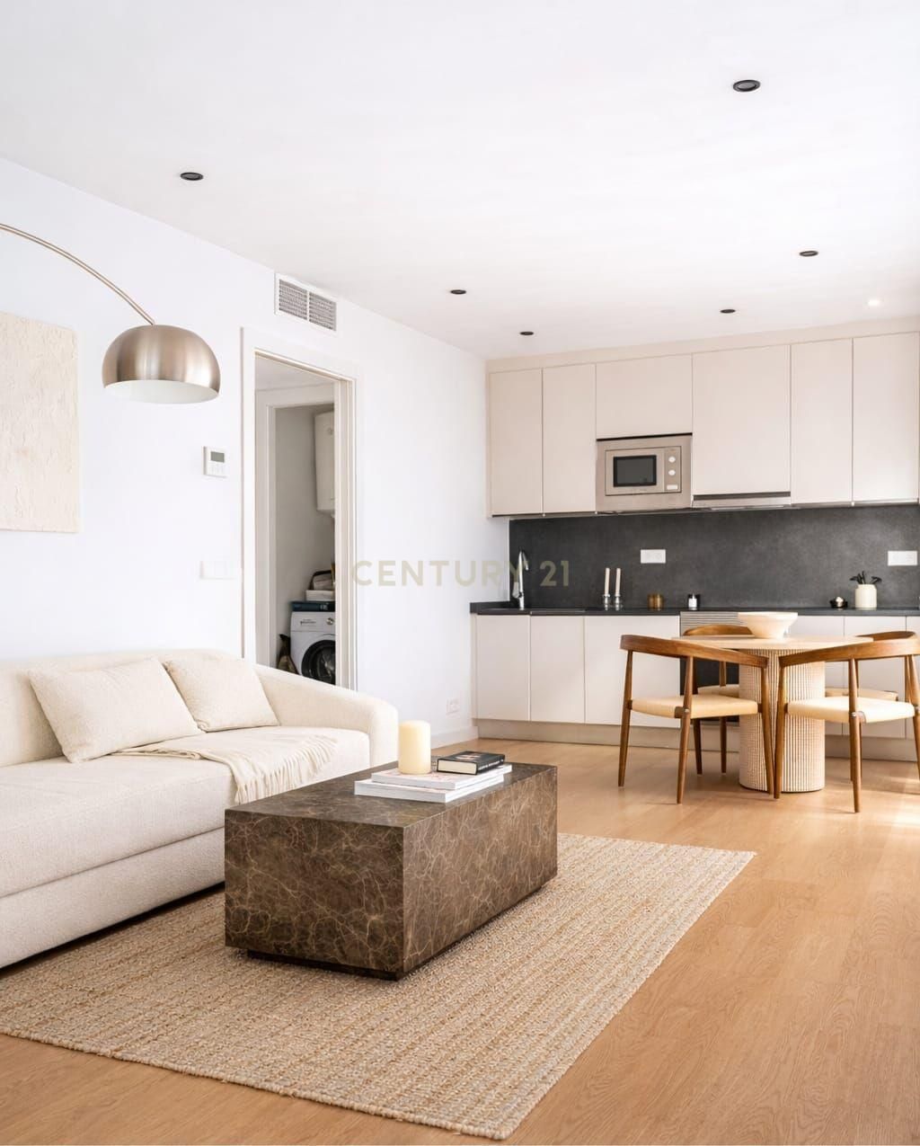 Wohnzimmer von Wohnung zum Verkauf in Sitges mit Klimaanlage, Ofen und Waschmaschine