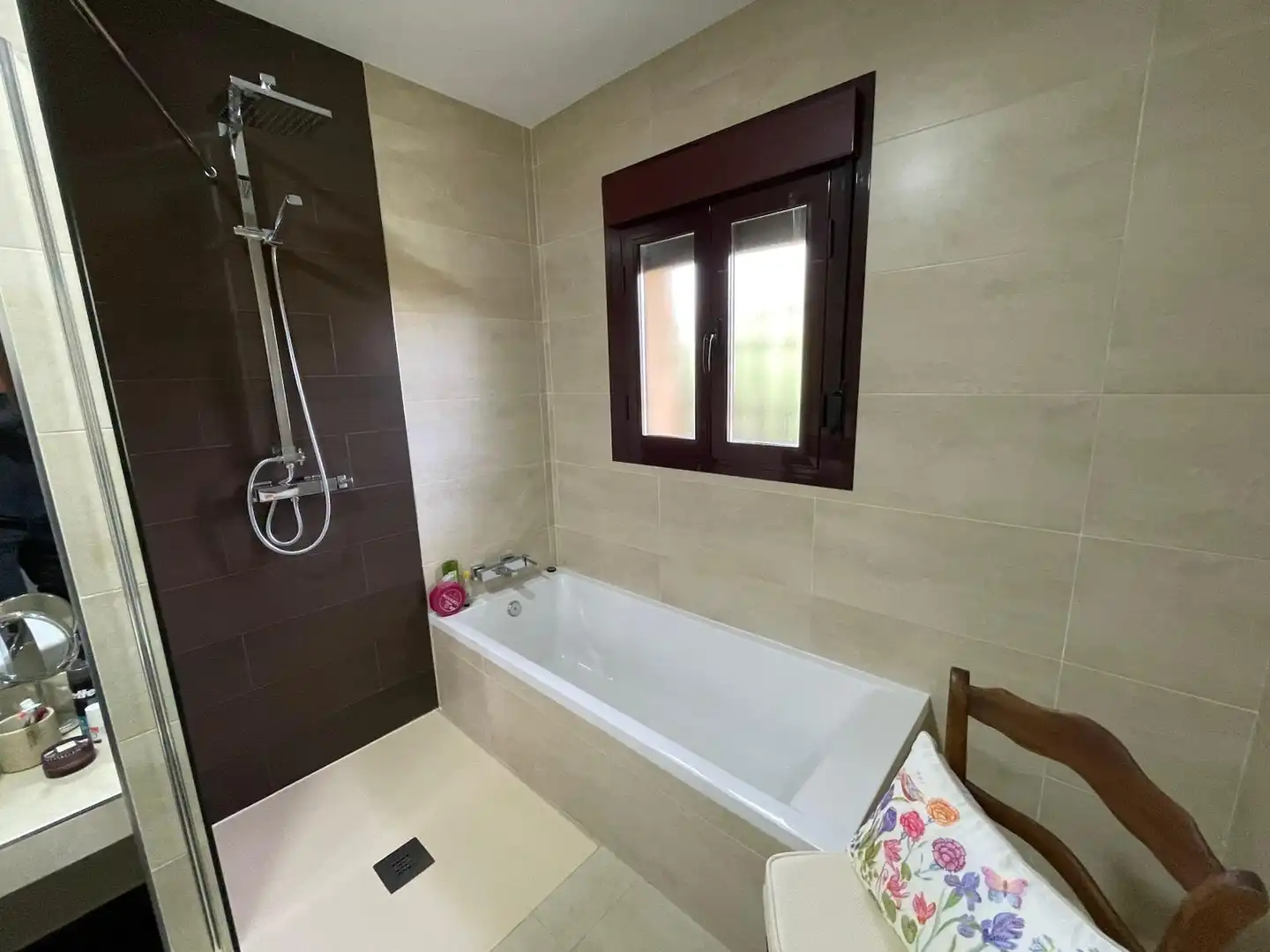 Baño de Casa o chalet en venta en Jaraíz de la Vera con Aire acondicionado, Calefacción y Jardín privado