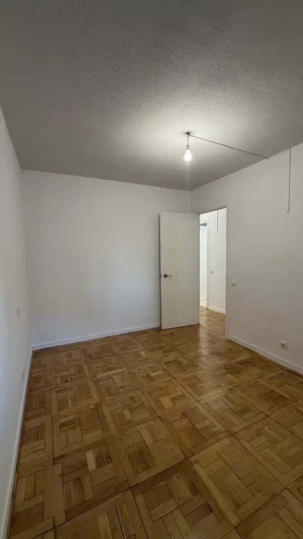 Schlafzimmer von Wohnung zur Miete in Fuencarral - El Pardo