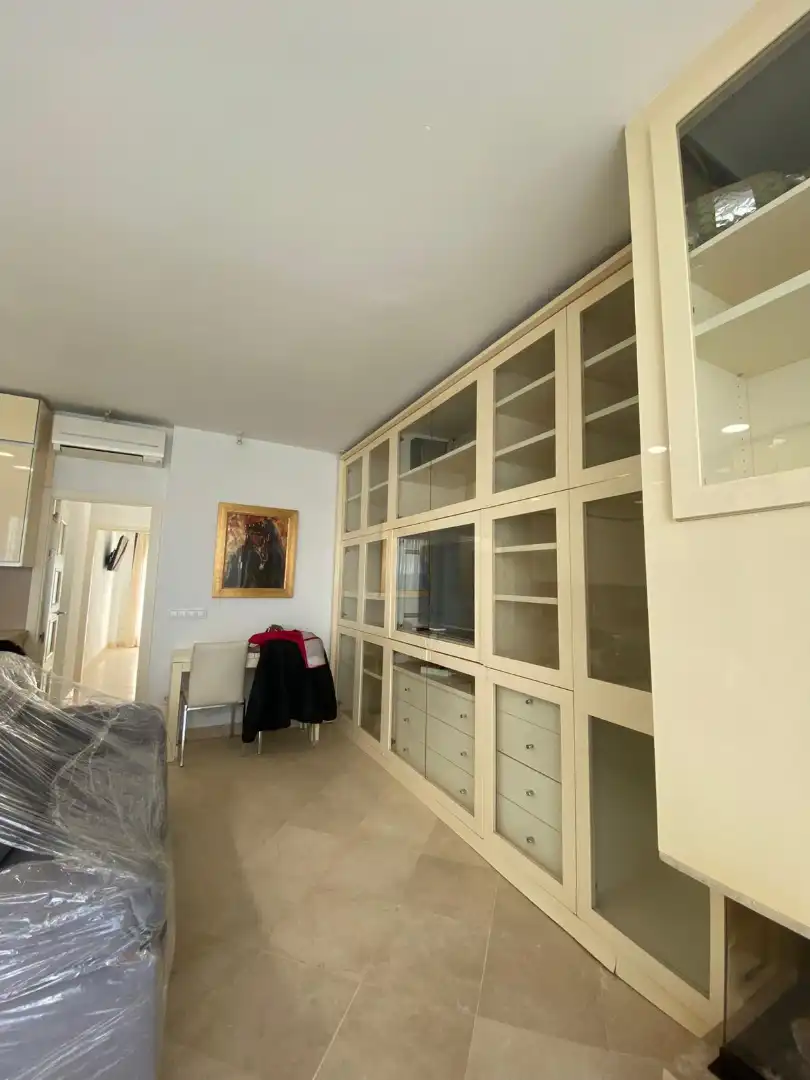 Habitación de Piso en venta en Sevilla con Aire acondicionado, Trastero y Amueblado
