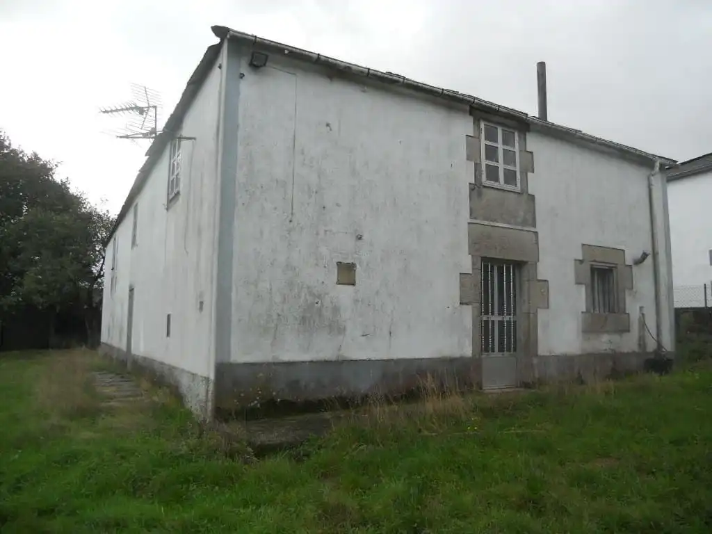 Vista exterior de Casa o xalet en venda en Portomarín amb Moblat