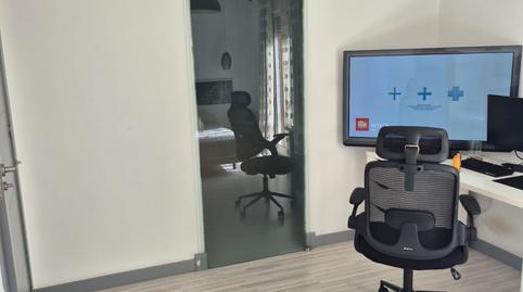 Foto 3 de Casa adosada en venta en Avenida de Europa, Montequinto