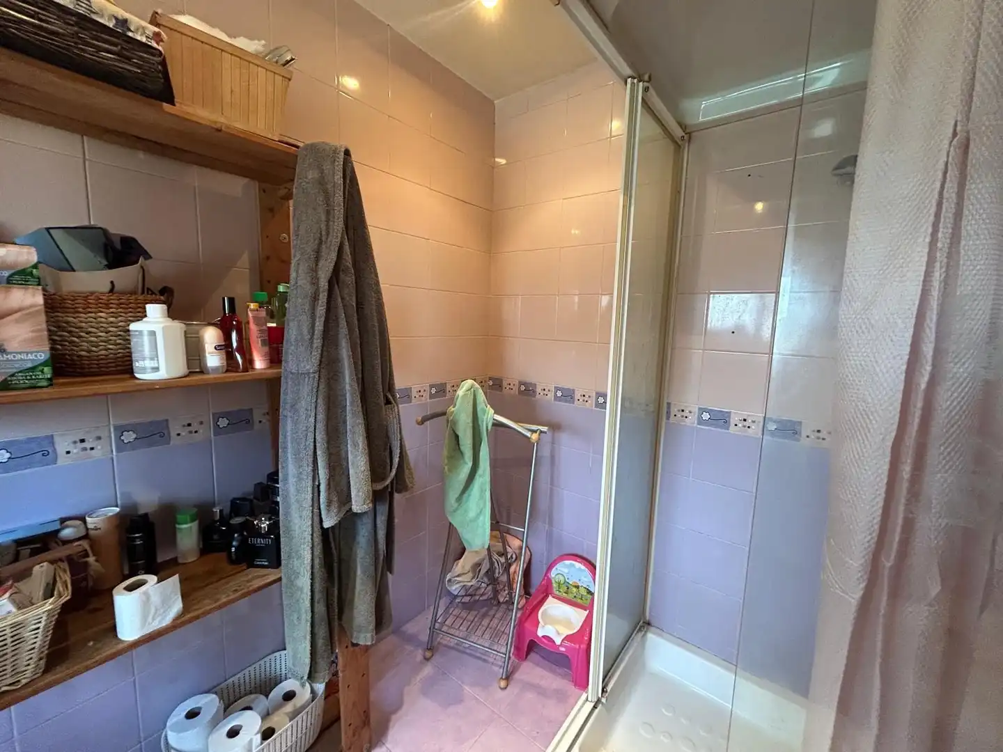 Baño de Casa o chalet en venta en San Román de los Montes con Calefacción, Jardín privado y Piscina