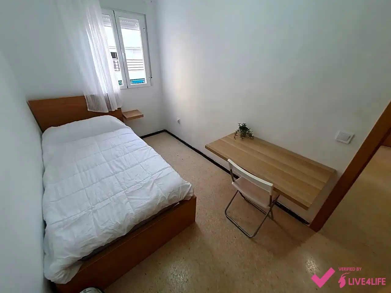 Flat for rent in Manuel Arellano, Triana Oeste