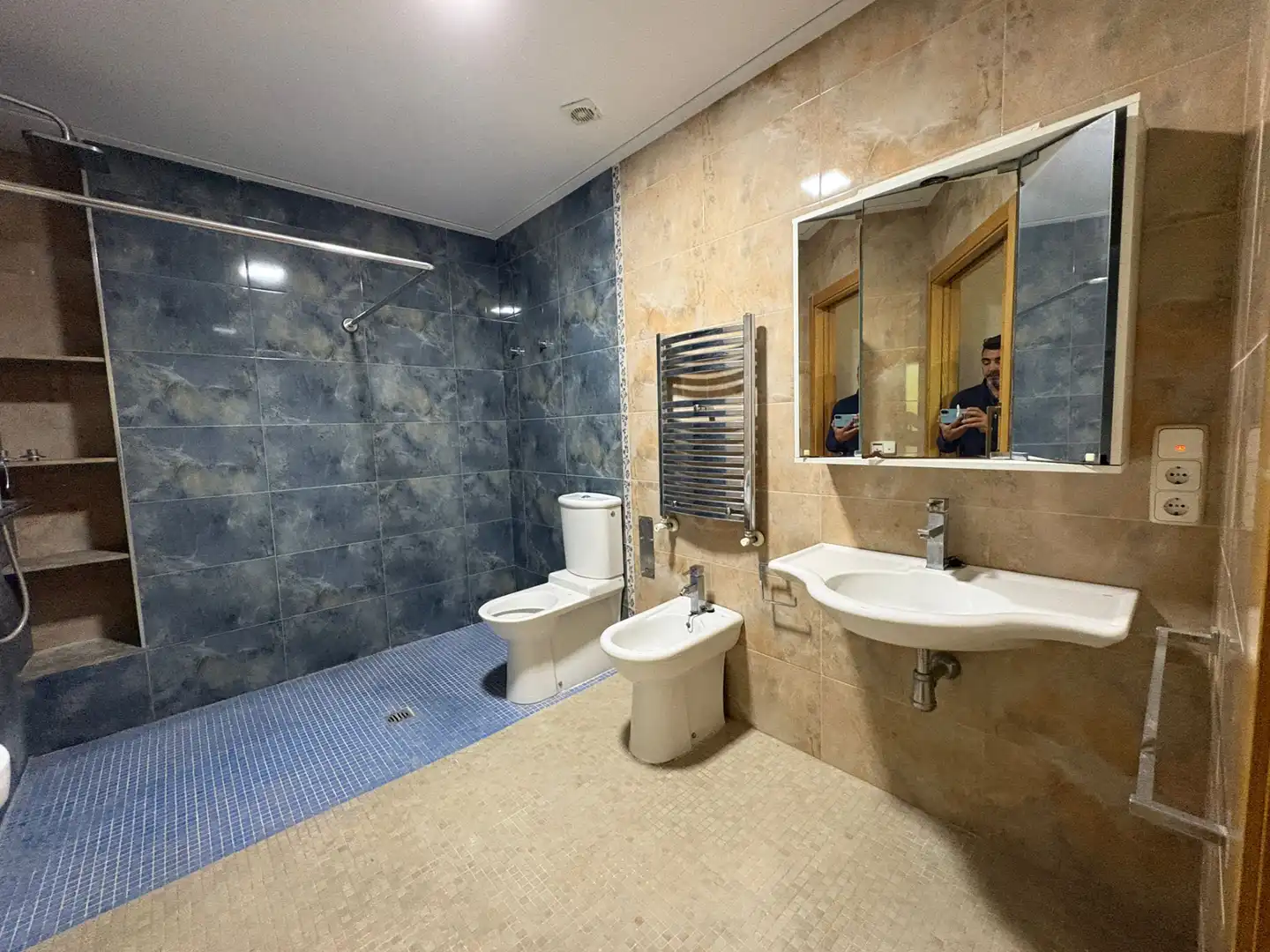 Baño de Casa o chalet en venta en Sant Joanet con Calefacción, Terraza y Piscina
