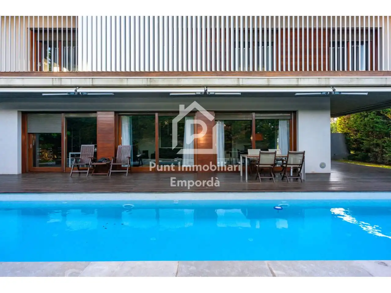 Villa con piscina in vendita a Avenida Olimpia, imagen 4