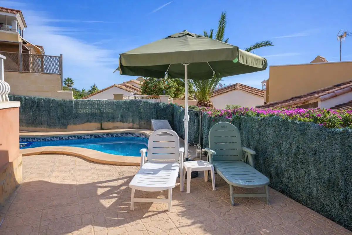 Piscina de Casa o chalet en venta en Mutxamel con Aire acondicionado, Calefacción y Jardín privado