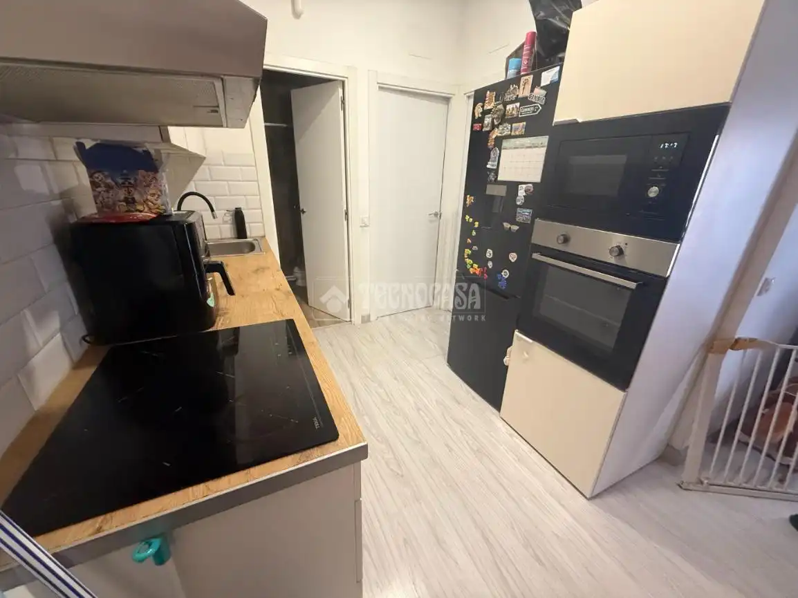Küche von Wohnung zum Verkauf in Madrid
