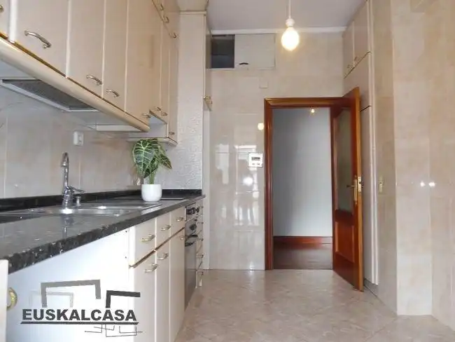 Cocina de Piso en venta en Bilbao  con Terraza
