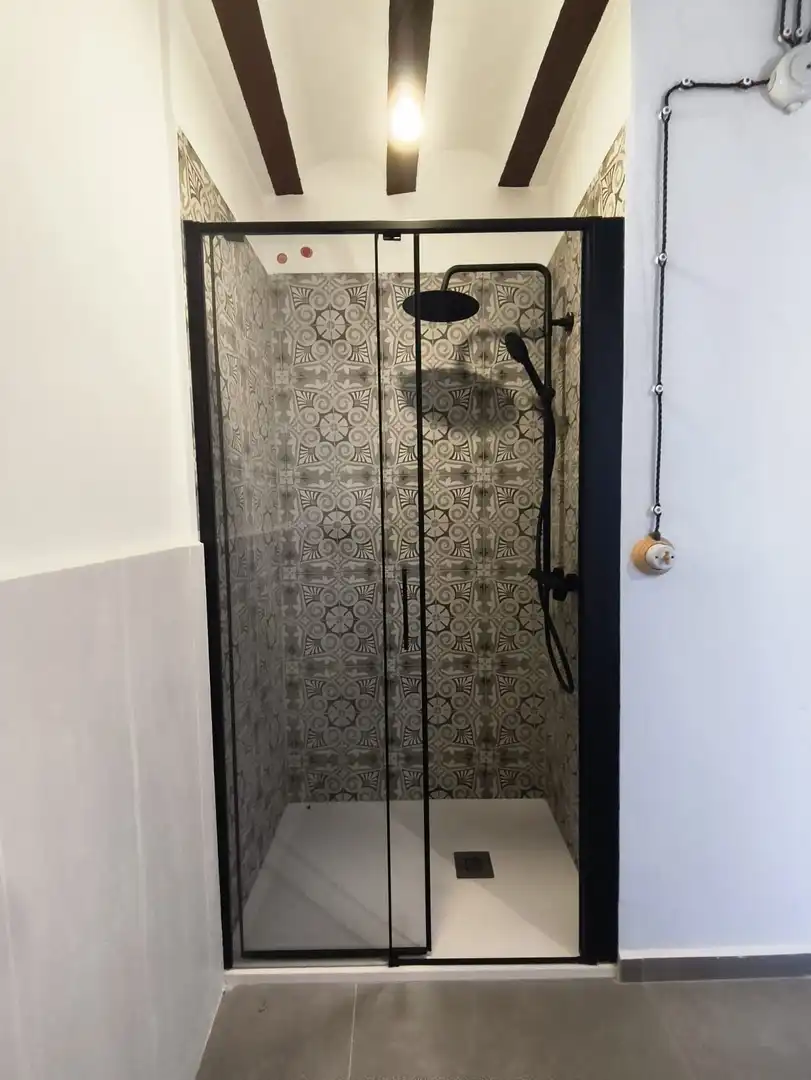 Badezimmer von Wohnung zum Verkauf in Villajoyosa / La Vila Joiosa mit Klimaanlage