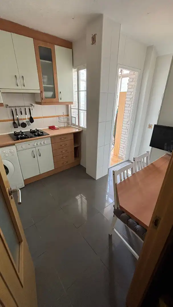 Kitchen of Flat for rent in Madrid  with Air Conditioner and Furnished
