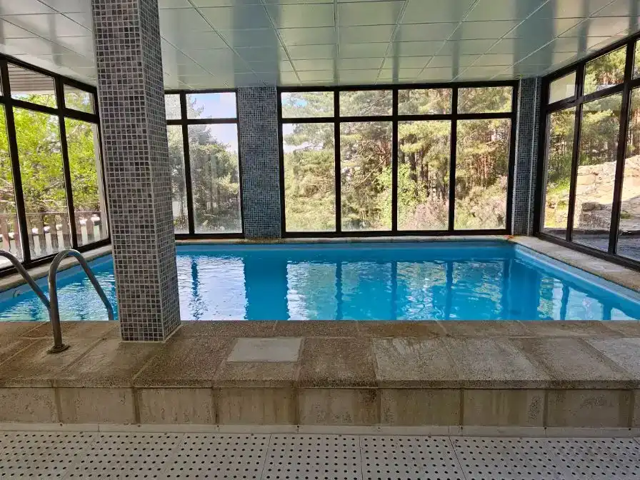 Piscina de Pis en venda en Cerezo de Arriba, Segovia