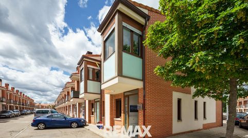 Foto 3 de Casa o chalet en venta en Calle Cerviguera, 2, Aldeamayor de San Martín, Valladolid