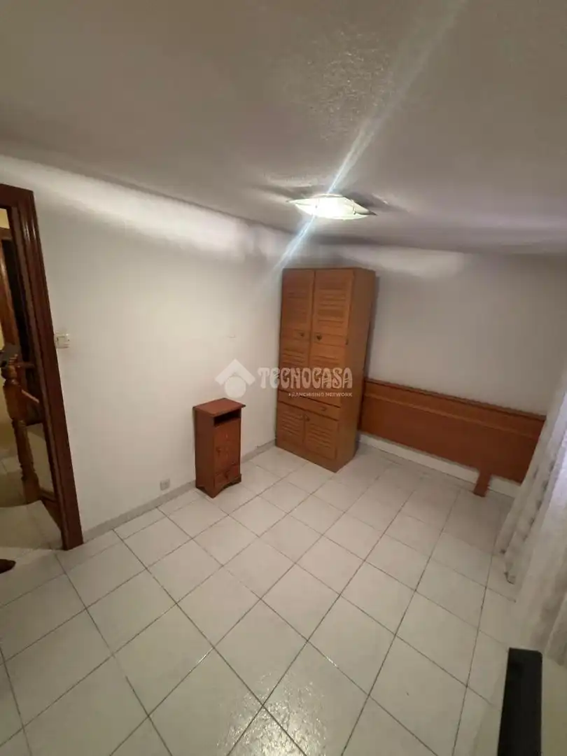 Casa adosada en venta en Madrid con Aire acondicionado y Amueblado