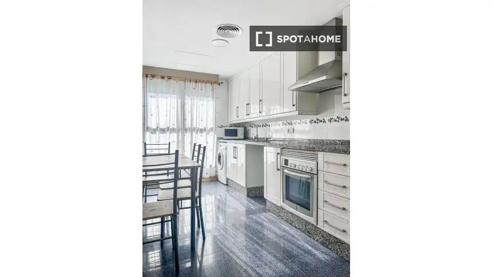 Fotografía del inmueble reportado: 4.300 €/mes — Penya – Roja – Avda. Francia, Valencia