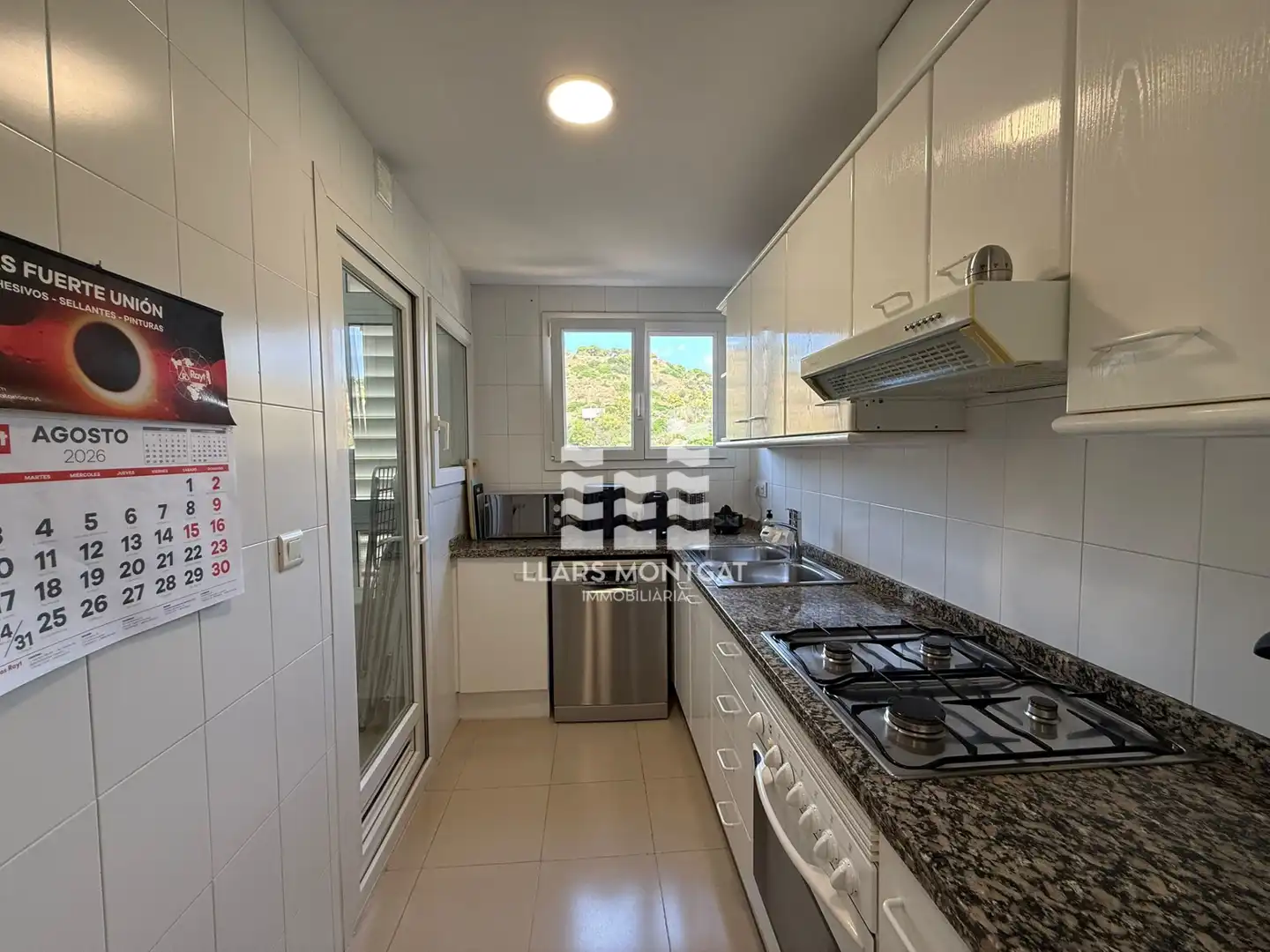 Küche von Wohnung zum Verkauf in Montgat mit Klimaanlage, Heizung und Terrasse