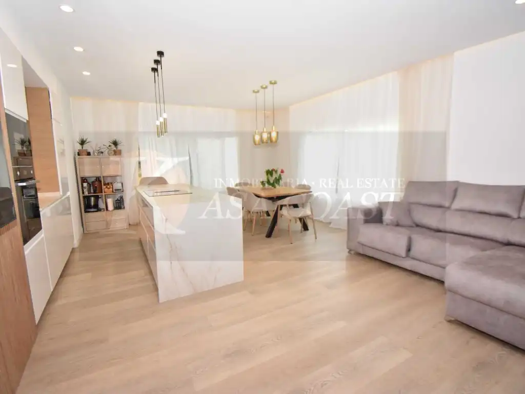 Living room of Houses for sale in Fuengirola  with Air Conditioner, Private garden and Terrace