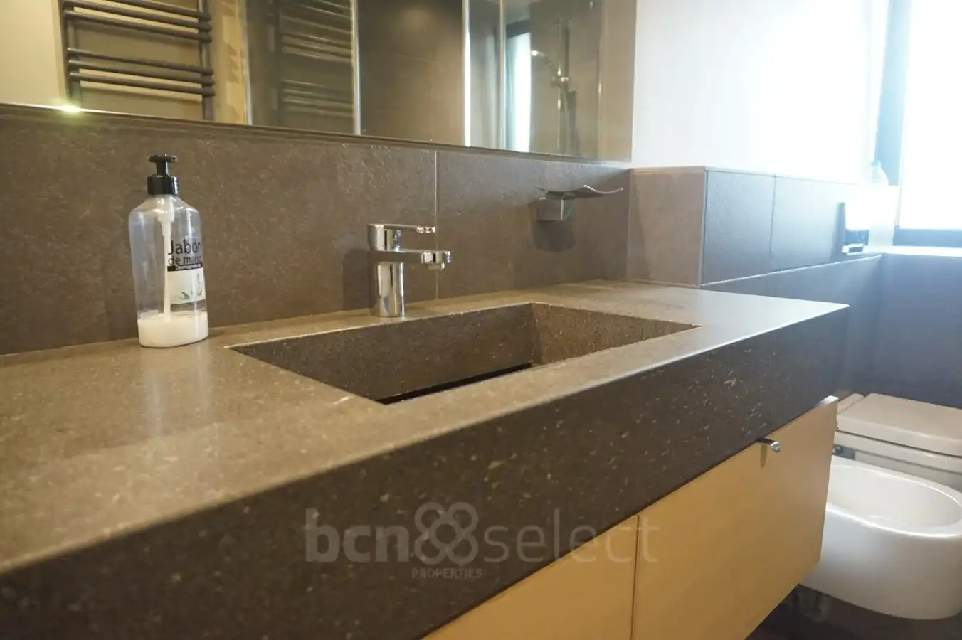Bany de Pis en venda en Barcelona amb Aire condicionat, Calefacció i Parquet