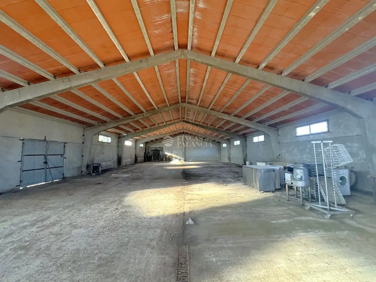 Exterior view of Industrial buildings for rent in Barracas
